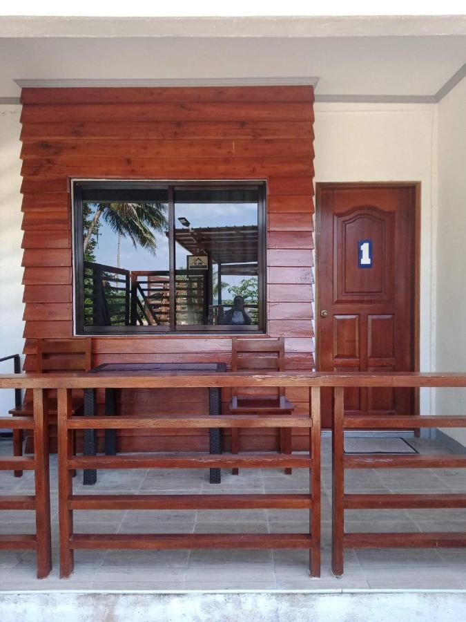 Mlb Beachfront Apartment Сикиджор Екстериор снимка